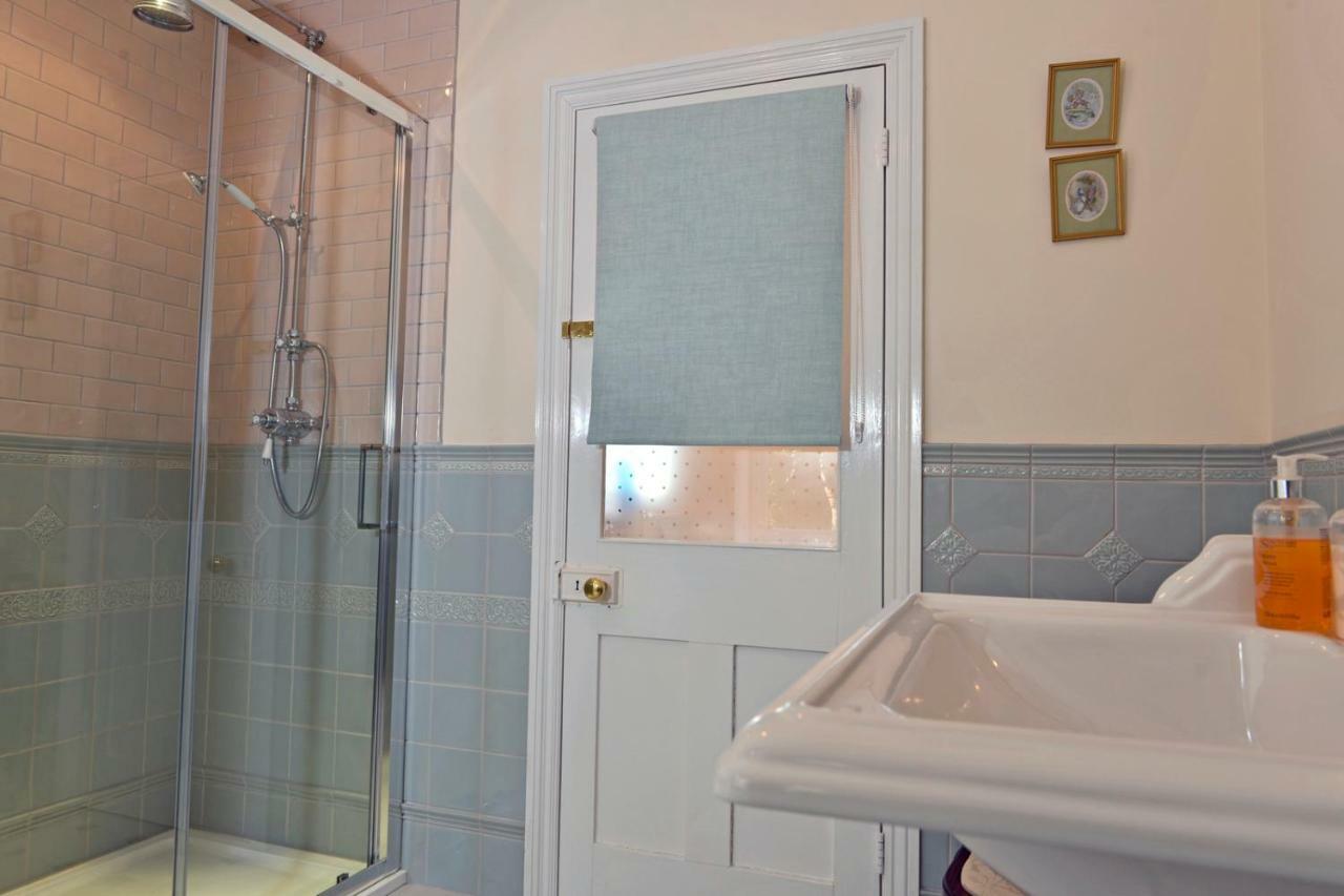 Little Friston Lodge Истбурн Экстерьер фото