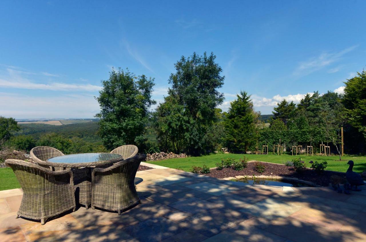Little Friston Lodge Истбурн Экстерьер фото